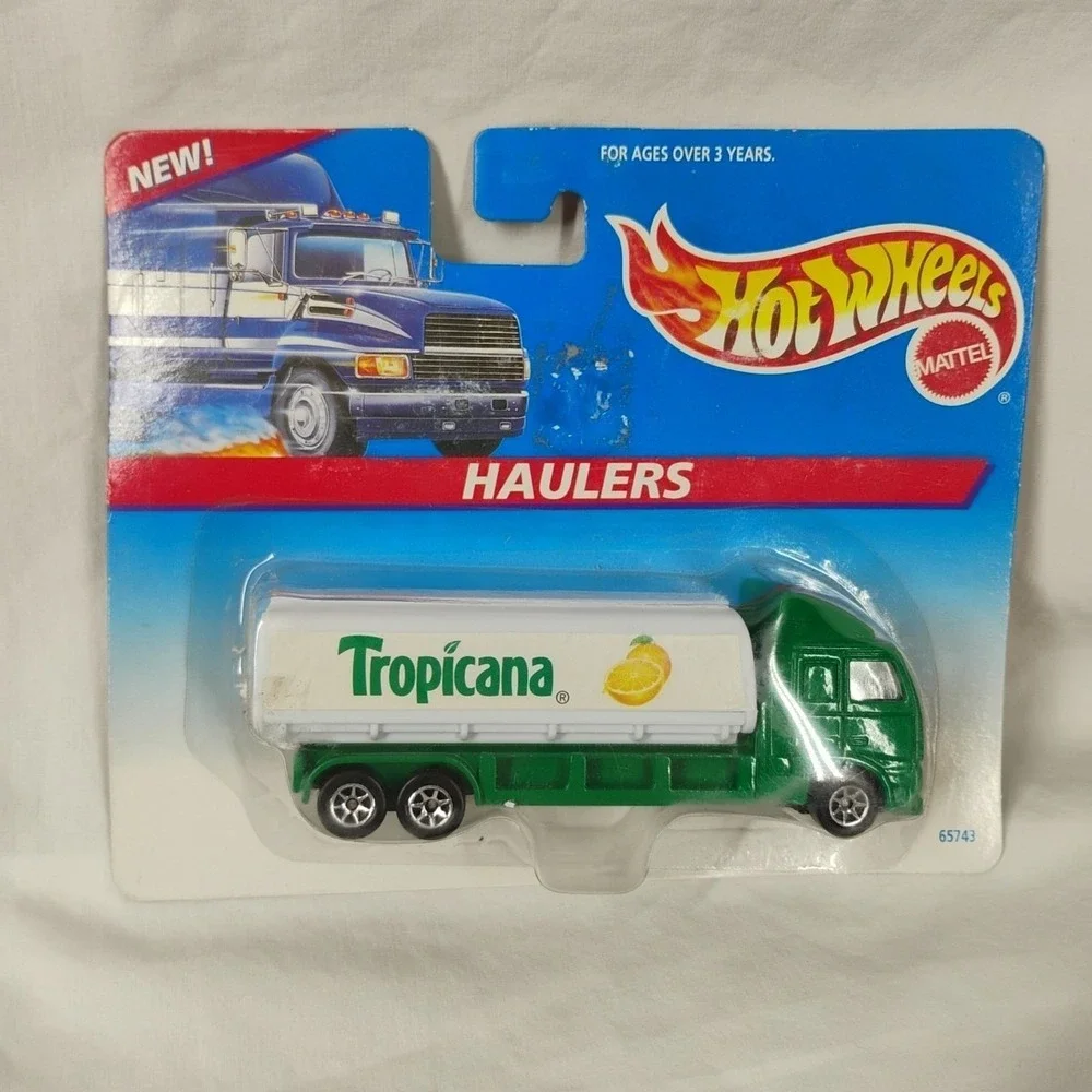 Hot Wheels Haulers Tropicana Orange Juice Advertising Semi‎ Truck 65743